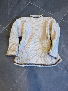 Cozy Cream Cable Knit Women's Sweater with Contrast Trim